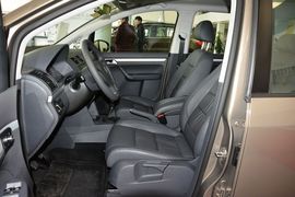2015款大众途安1.4T手动舒适版5座