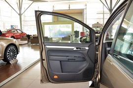 2015款大众途安1.4T手动舒适版5座