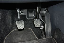 2015款大众途安1.4T手动舒适版5座