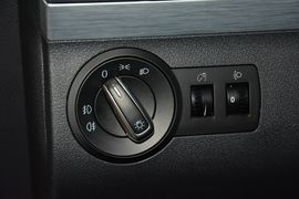 2015款大众途安1.4T手动舒适版5座