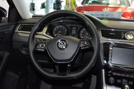 2016款大众帕萨特280TSI