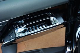 2016款奥迪A8L