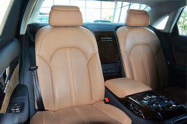 2016款奥迪A8L