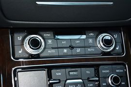 2016款奥迪A8L