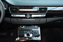 2016款奥迪A8L