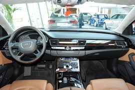2016款奥迪A8L