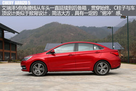 试驾奇瑞艾瑞泽5