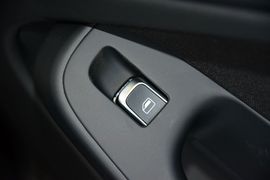 2016款奥迪A4L