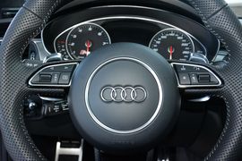 2016款奥迪RS7