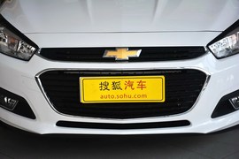 2016款雪佛兰科鲁兹1.5L自动时尚天窗版