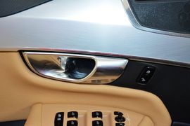 2016款沃尔沃XC90