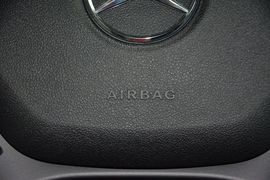 2015款奔驰E260L改款