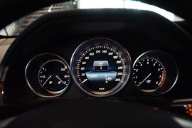 2015款奔驰E260L改款