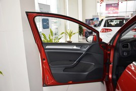 2016款大众高尔夫1.4TSI自动舒适型