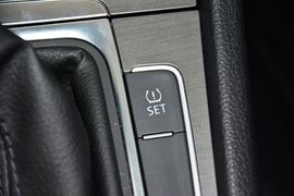 2016款大众高尔夫1.4TSI自动舒适型