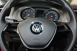 2016款大众高尔夫1.4TSI自动舒适型