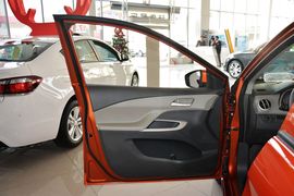 2015款雪佛兰赛欧3