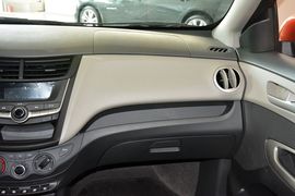 2015款雪佛兰赛欧3