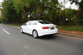 2016款上汽通用雪佛兰迈锐宝XL试驾