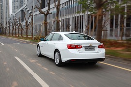 2016款上汽通用雪佛兰迈锐宝XL试驾