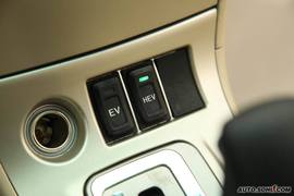 深圳试驾比亚迪F3DM低碳版