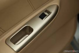 深圳试驾比亚迪F3DM低碳版