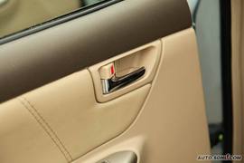 深圳试驾比亚迪F3DM低碳版