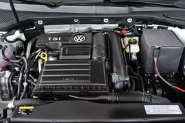 2016款大众高尔夫1.4TSI自动舒适型