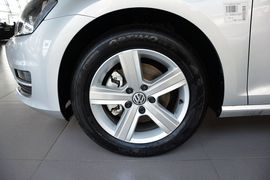 2016款大众高尔夫1.4TSI自动舒适型