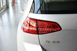 2016款大众高尔夫1.4TSI自动舒适型