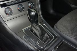 2016款大众高尔夫1.4TSI自动舒适型