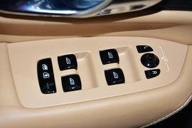 2015款沃尔沃XC90