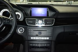 2015款奔驰E260L运动型