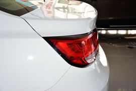 2016款雪佛兰迈锐宝2.0L自动豪华版