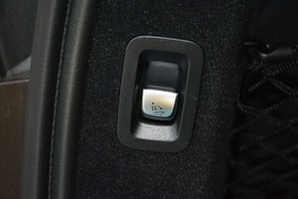 2016款奔驰C180旅行轿车