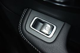 2016款奔驰C180旅行轿车