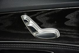 2016款奔驰C180旅行轿车