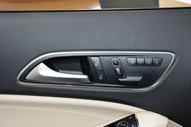 2016款奔驰GLA220