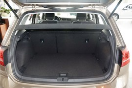 2016款大众高尔夫1.6L自动舒适型