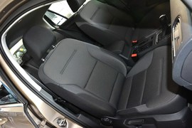 2016款大众高尔夫1.6L自动舒适型