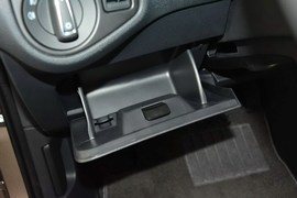 2016款大众高尔夫1.6L自动舒适型