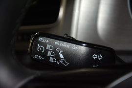 2016款大众高尔夫1.6L自动舒适型