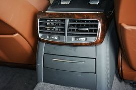 2016款奥迪A8L