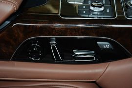 2016款奥迪A8L