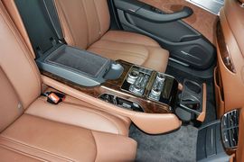 2016款奥迪A8L