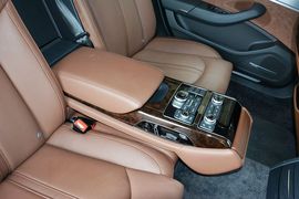 2016款奥迪A8L