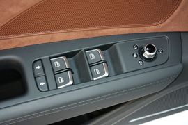 2016款奥迪A8L