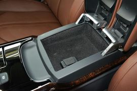 2016款奥迪A8L