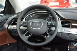 2016款奥迪A8L