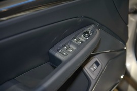 大众Phideon日内瓦车展实拍